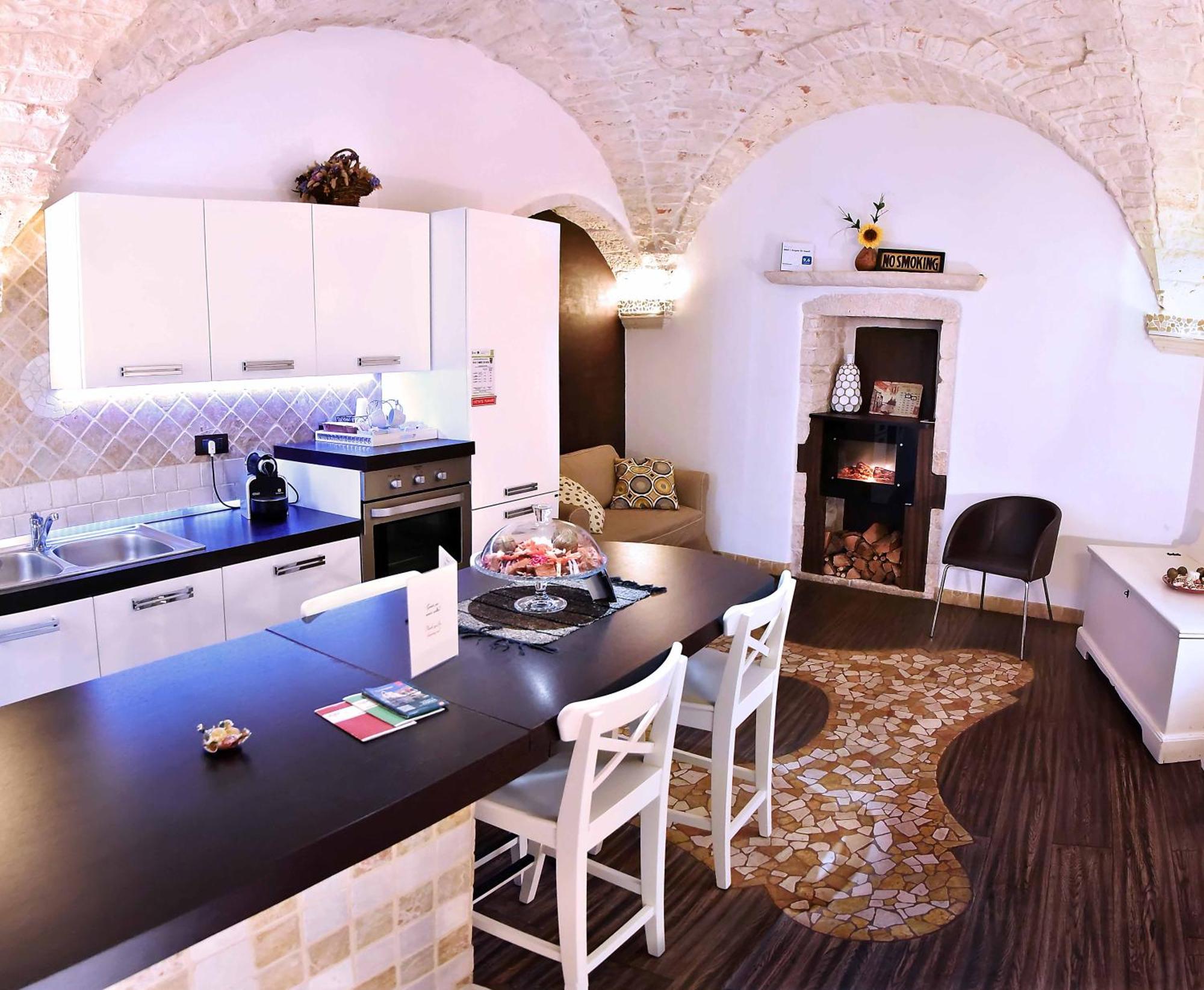 L'Angolo Di Gaudi, Casa Mila Putignano Exteriör bild